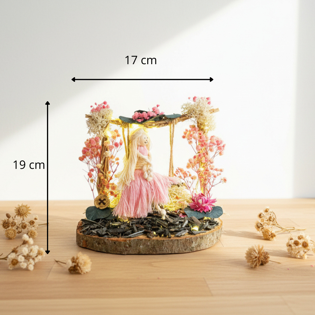 Décoration Lumineuse Fée sur Balançoire – Centre de Table Anniversaire Féérique & Personnalisé