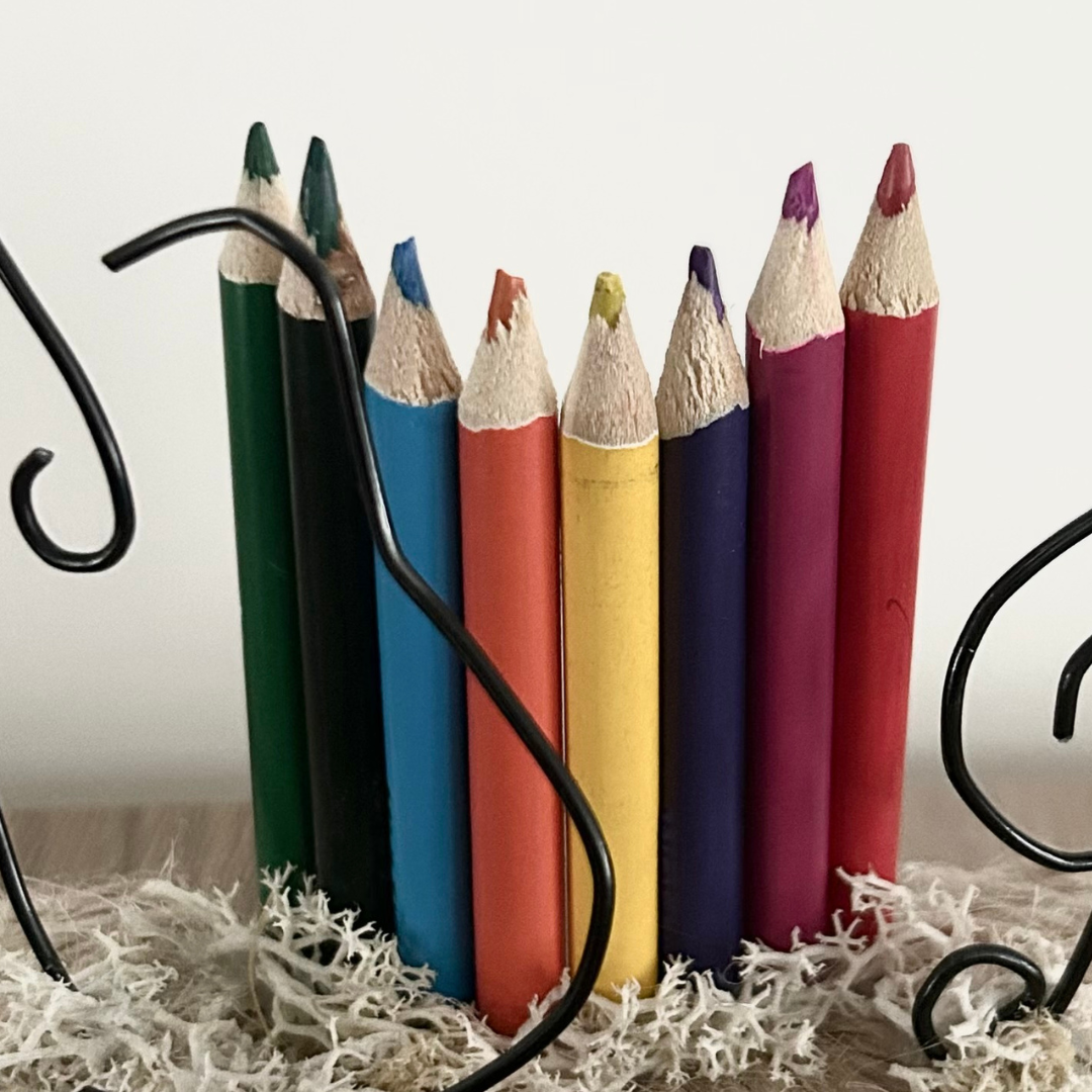 Décoration de Table Mariage – Crayons "Merci" Thème Musique – Pièce Artisanale Personnalisable