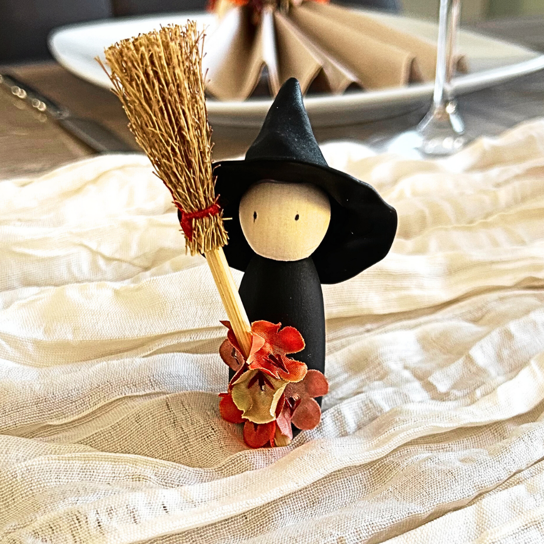 Figurine Sorcière d’Halloween – Déco de table artisanale