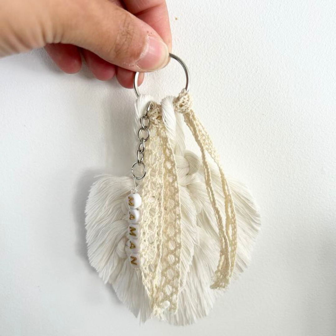 Porte-Clé Macramé Personnalisé – Cadeau Unique & Bohème pour le Plaisir d’Offrir