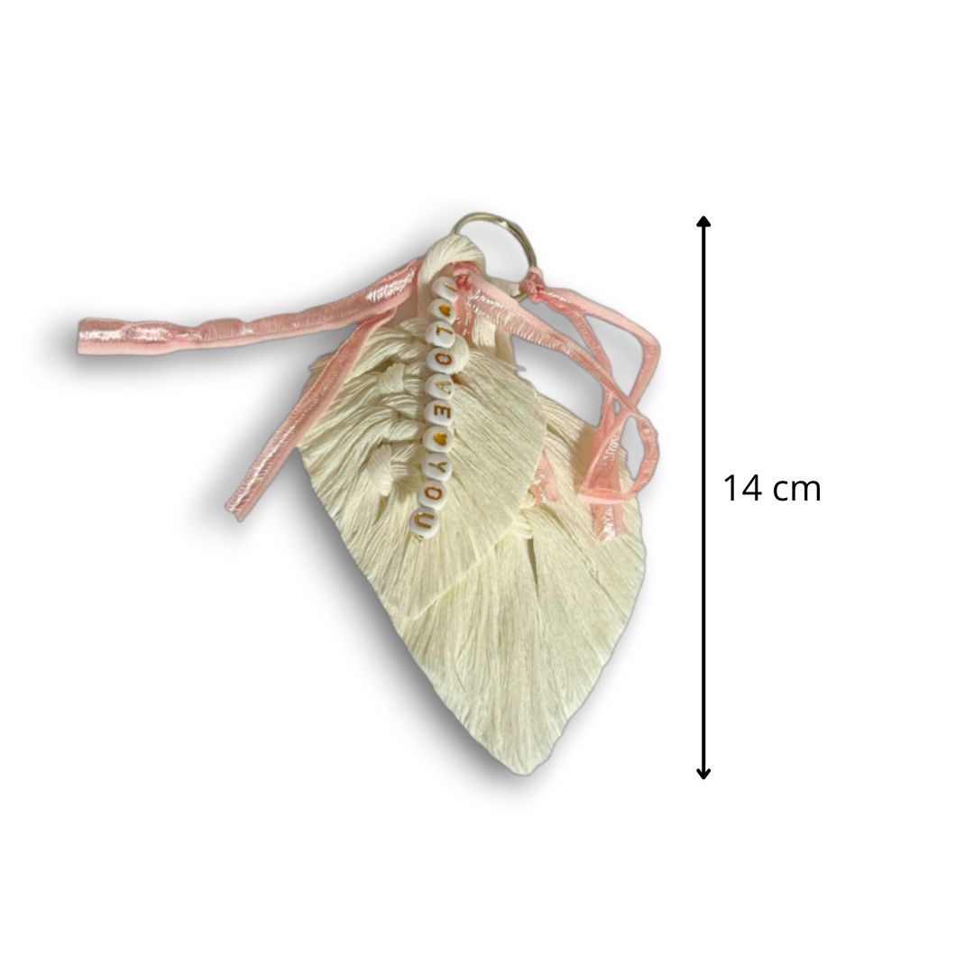 Coffret Cadeau “Je t’aime” – Cœur Ferrero, Composition Florale & Duo Porte-Clé + Marque-Page