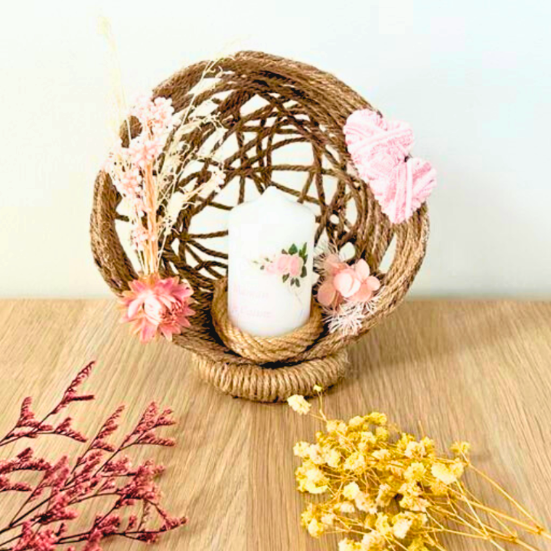 Composition Florale avec Bougie Personnalisée - Cadeau Fête des Mères