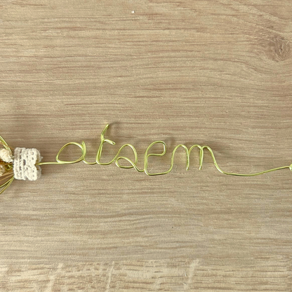 Marque-page personnalisé avec prénom et fleurs séchées – cadeau maîtresse, ATSEM ou nounou