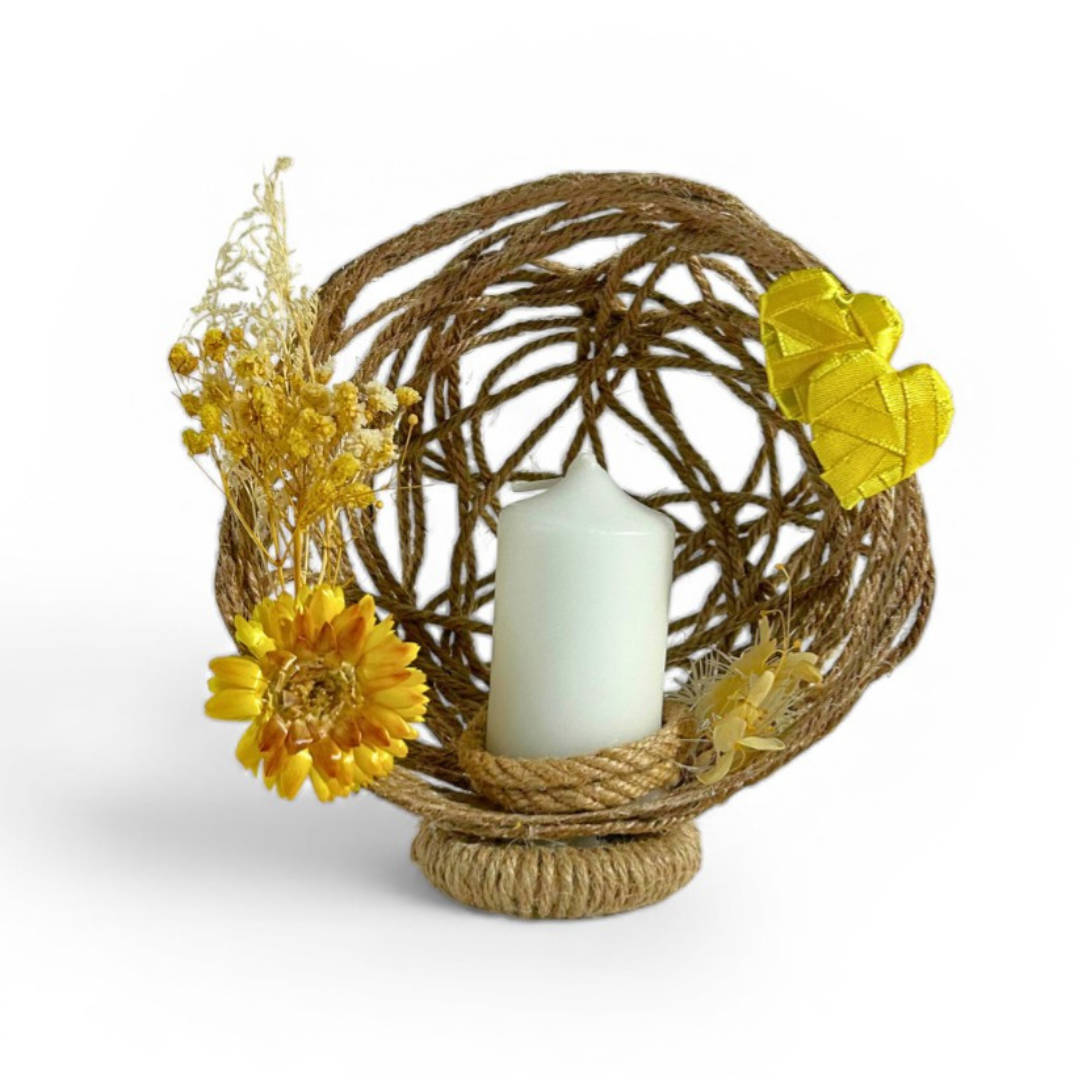 Composition Florale avec Bougie - Centre de table de Baptême Personnalisée