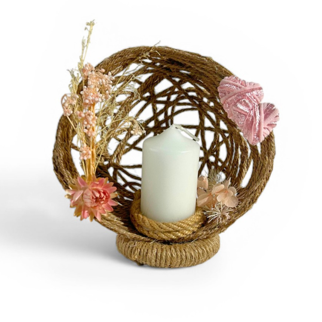 Composition Florale avec Bougie Personnalisée - Centre de Table d’Anniversaire