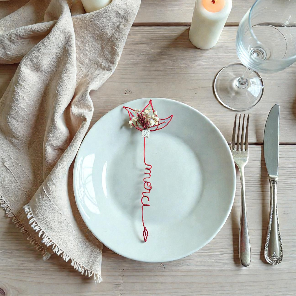 Marque-Page Personnalisé – Fleurs Séchées & Fil Métal – Plaisir d’Offrir