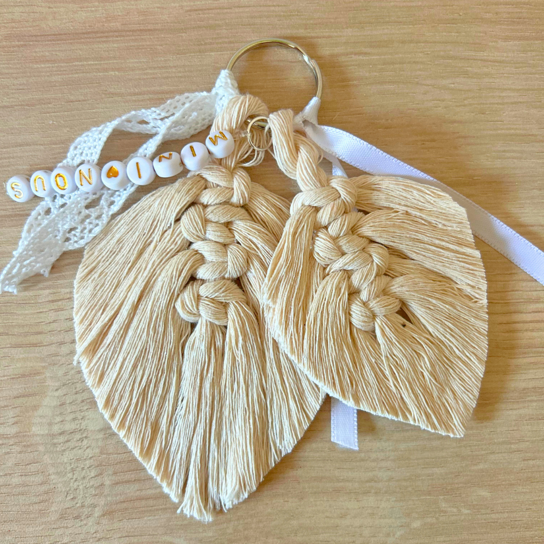 Porte-clés personnalisé macramé avec prénom – Annonce grossesse originale