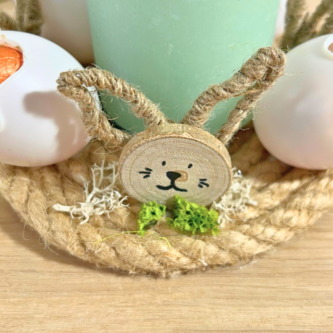Centre de table de Pâques – bougie & lapins en bois
