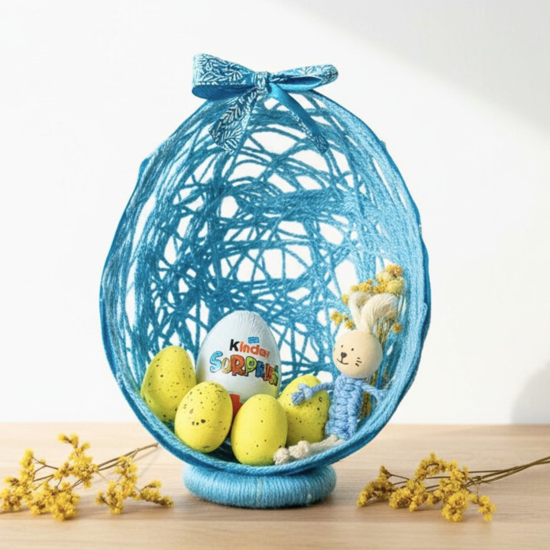Œuf de Pâques personnalisé – lapin macramé & œuf Kinder