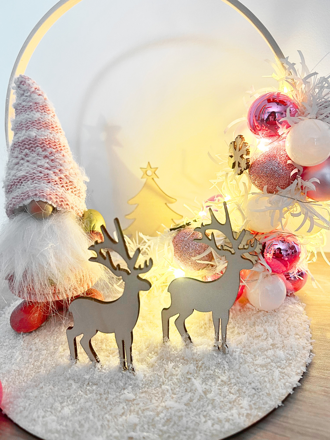 Décoration Lumineuse de Noël – Gnome, Cerfs & Boules de Noël