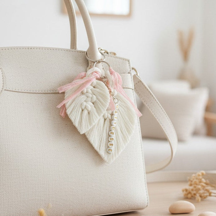 Porte-clés personnalisé macramé avec prénom – Cadeau maîtresse, nounou, ATSEM
