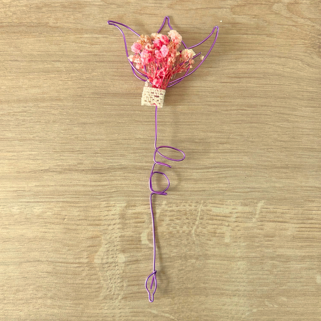 Marque-page personnalisé fleurs séchées – cadeau romantique Saint-Valentin