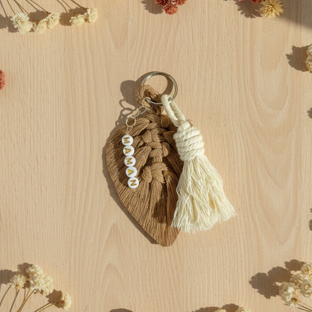 Porte-Clé Macramé Personnalisé – Cadeau Bohème pour le Plaisir d’Offrir