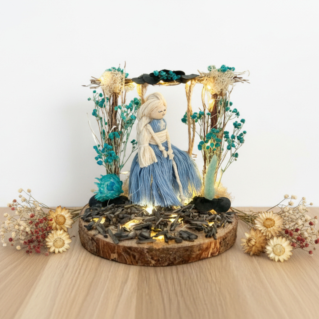 Fée Lumineuse Personnalisée sur Balançoire – Cadeau Poétique à Offrir