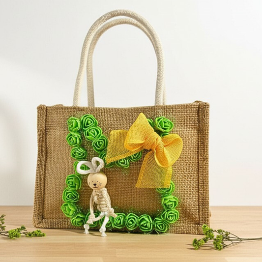 Sac de Pâques personnalisé en jute – lapin macramé & fleurs