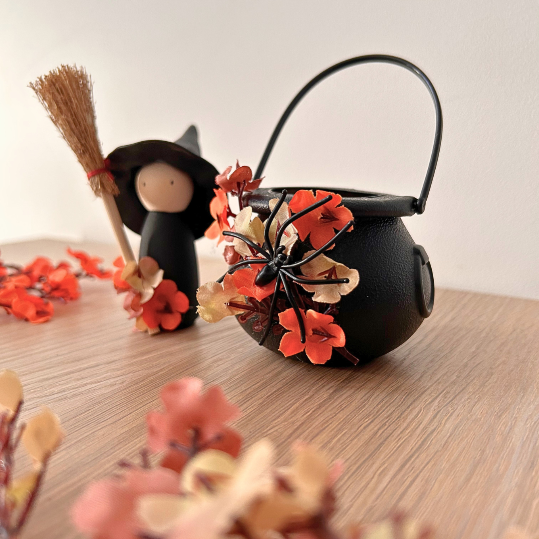 Pack déco Halloween – Sorcière & Chaudron décoratif