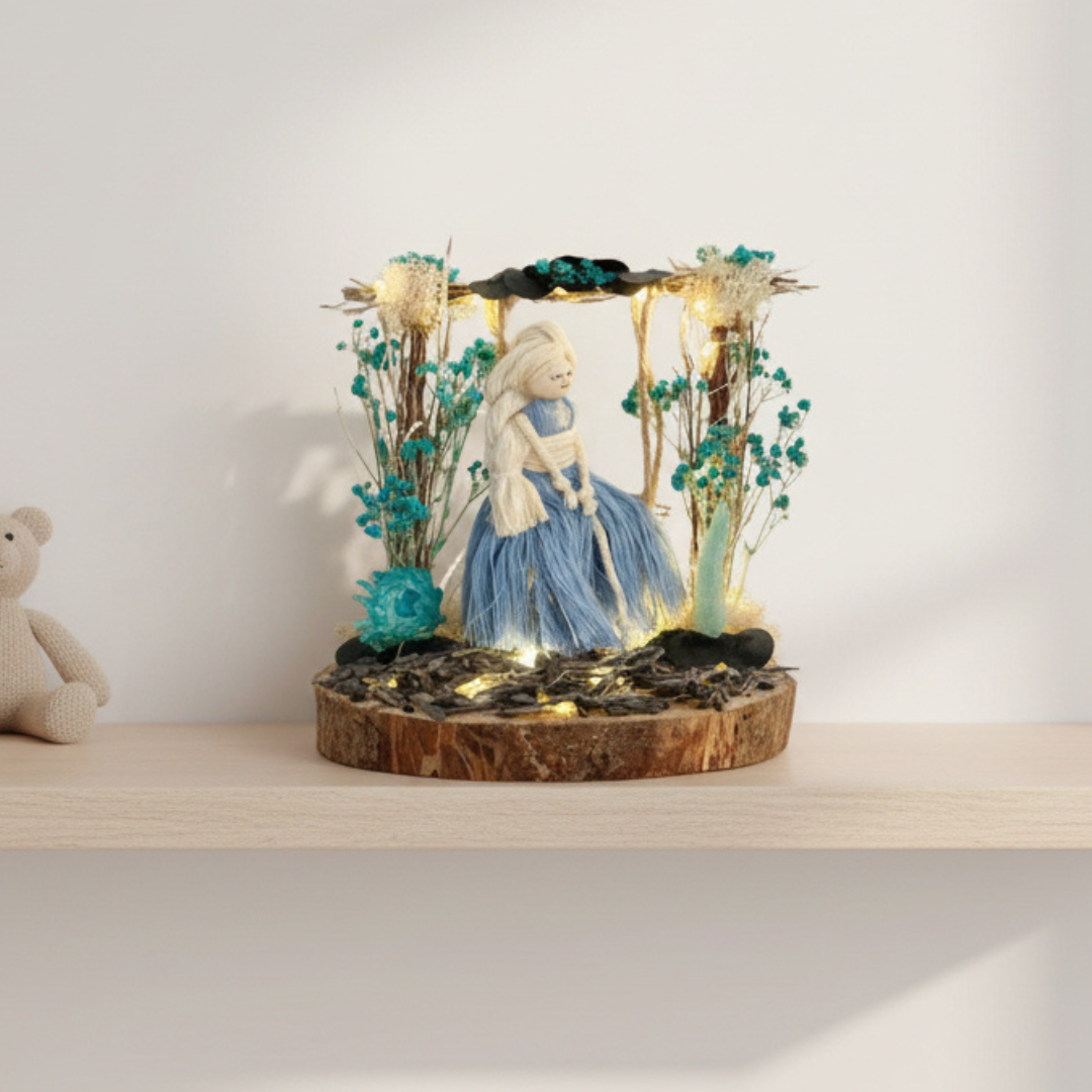 Fée Lumineuse Personnalisée sur Balançoire – Cadeau Poétique à Offrir