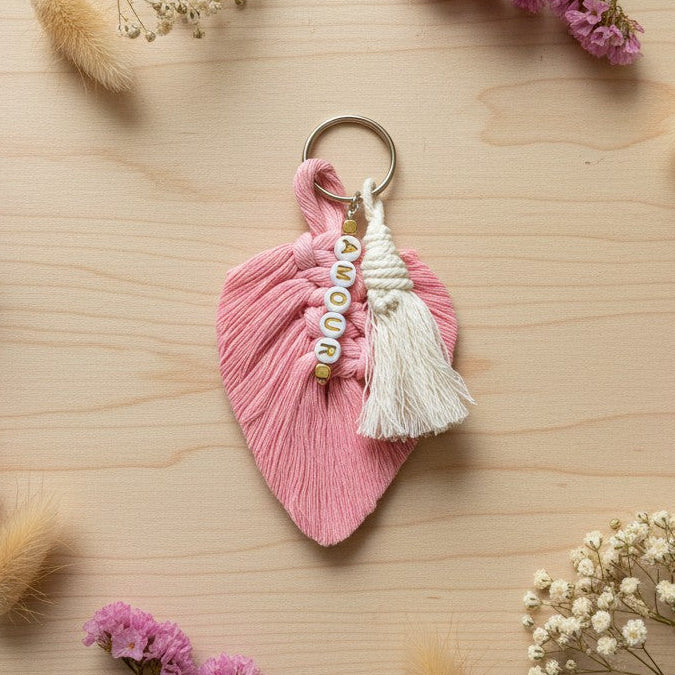 Porte-clé personnalisé macramé – cadeau Saint-Valentin prénom