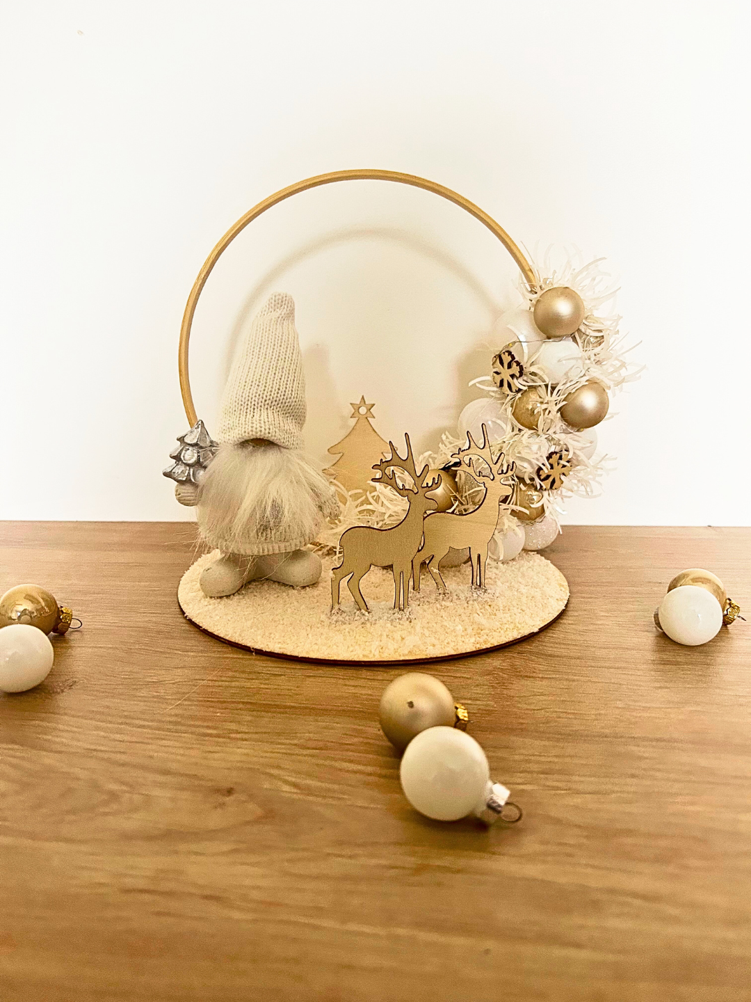 Décoration Lumineuse de Noël – Gnome, Cerfs & Boules de Noël