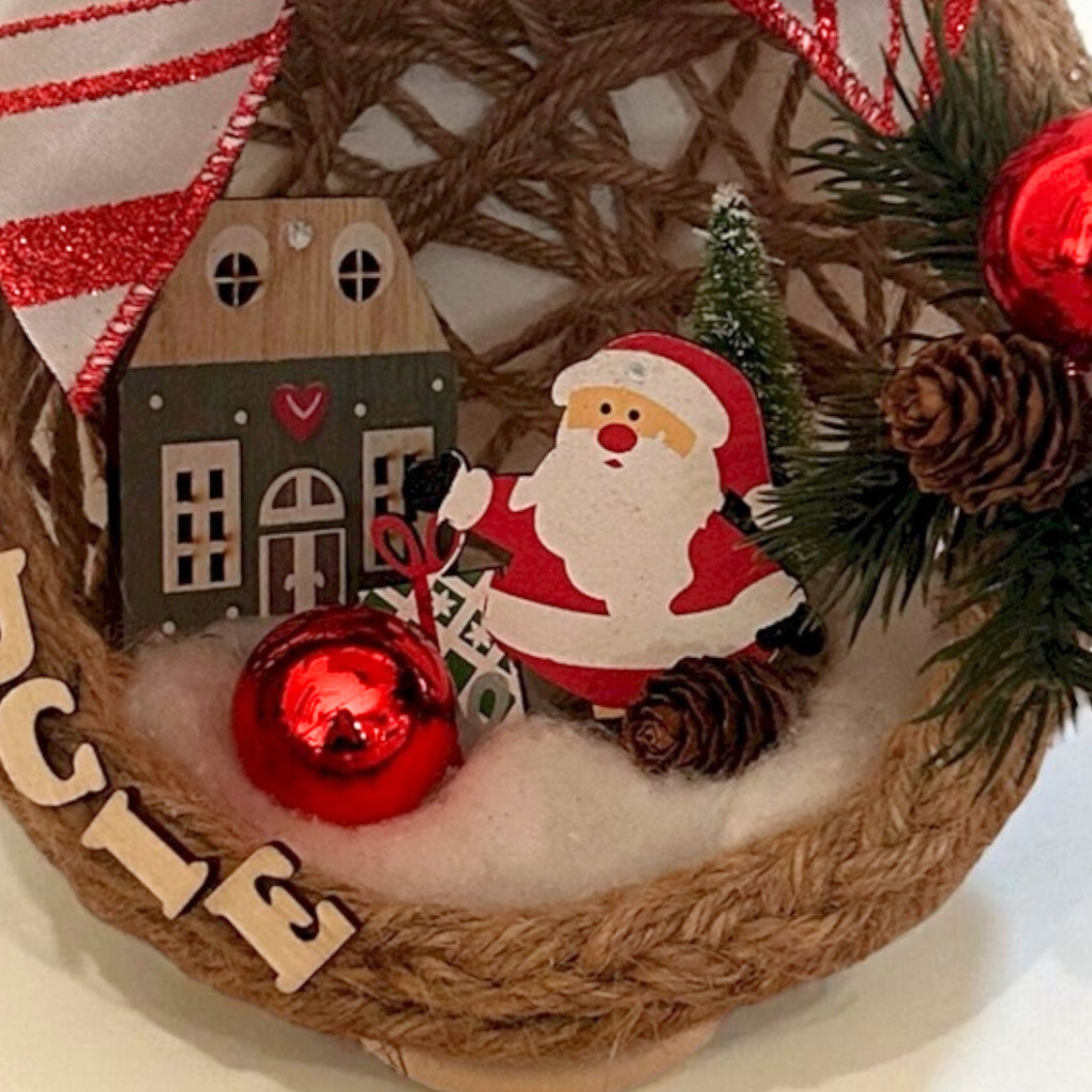 Boule de Noël Personnalisée en corde de jute – Modèle Grand Format 16 cm