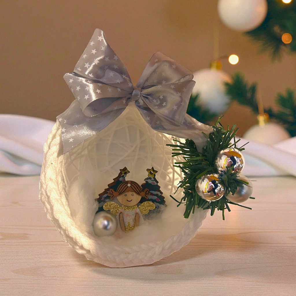 Boule de Noël Personnalisée – Grand Format 16 cm (Modèle en Laine)