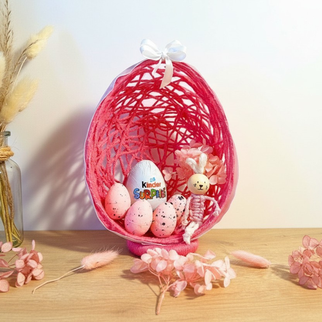 Œuf de Pâques personnalisé – lapin macramé & œuf Kinder