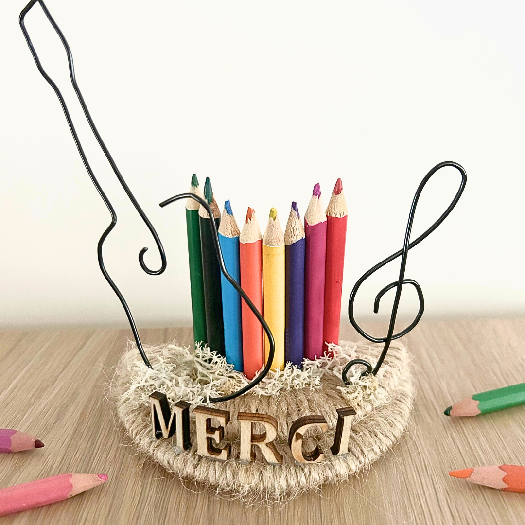 Décoration personnalisée fin d’année – Cadeau maîtresse musique