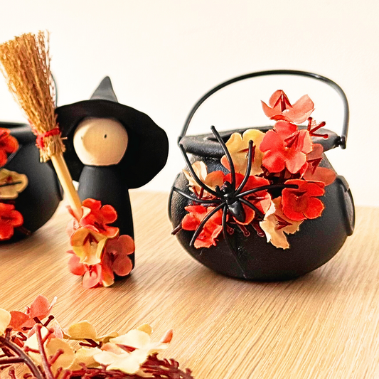 Pack déco Halloween – Sorcière & Chaudron décoratif