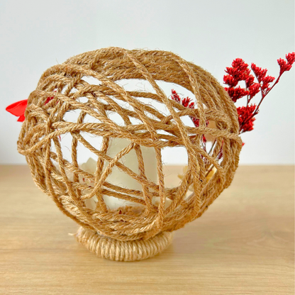 Composition florale personnalisée avec bougie – Cadeau Saint-Valentin romantique