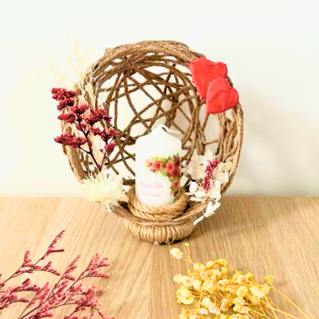 Composition Florale avec Bougie Personnalisée - Cadeau Fête des Mères