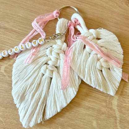 Porte-clés personnalisé macramé avec prénom – Cadeau maîtresse, nounou, ATSEM