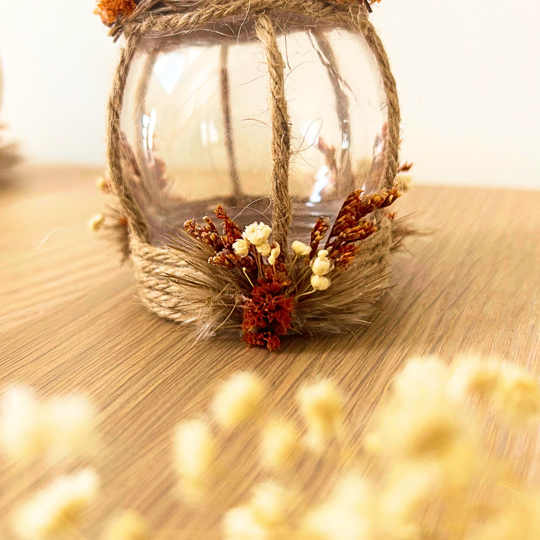 Citrouille Décorative en Fleurs Séchées – Boule en Plastique 11x6.5 cm