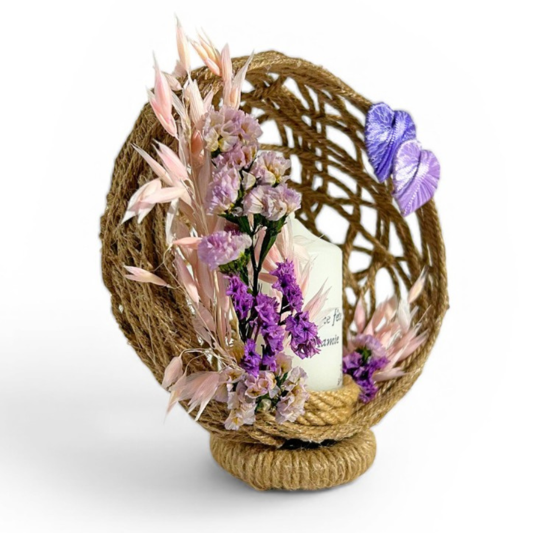 Composition Florale avec Bougie Personnalisée - Centre de Table d’Anniversaire