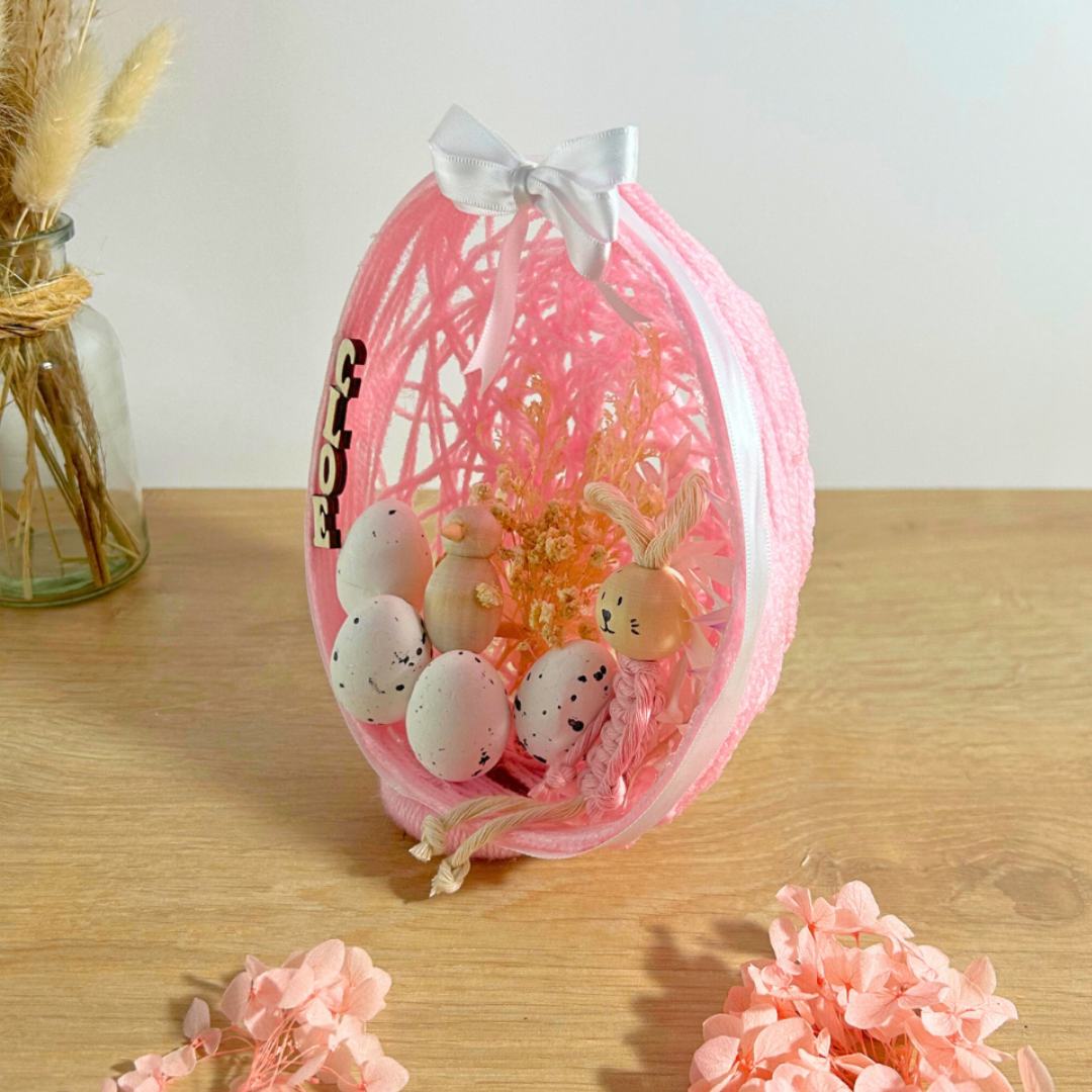 Œuf de Pâques personnalisé – décoration lapin macramé & fleurs séchées