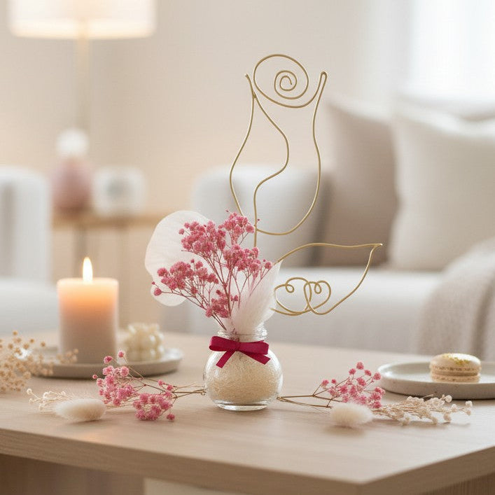Cadeau invité anniversaire personnalisé – bouquet fleurs séchées avec prénom et cœur en fil aluminium
