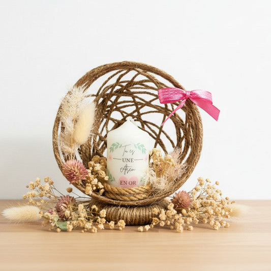 Composition florale personnalisée avec bougie – Cadeau maîtresse, nounou, ATSEM fin d’année